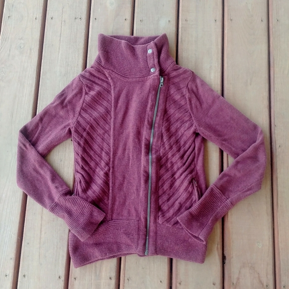 Athleta Athleisure Mission Moto Assassin's Sweater - Picture 2 of 8